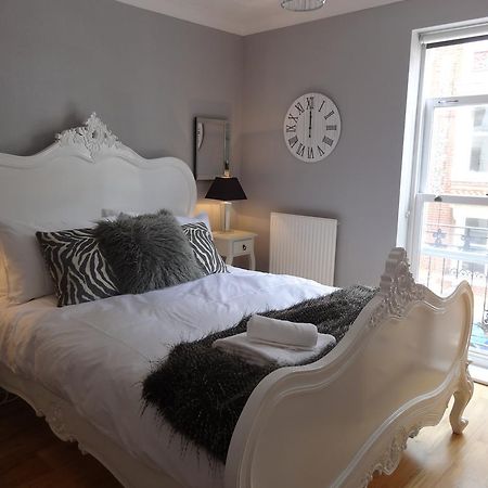 Burlington Beach Apartments Brighton Екстериор снимка