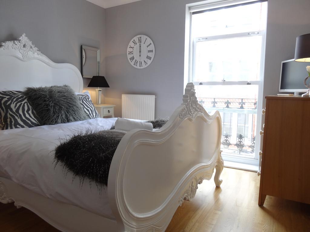 Burlington Beach Apartments Brighton Екстериор снимка