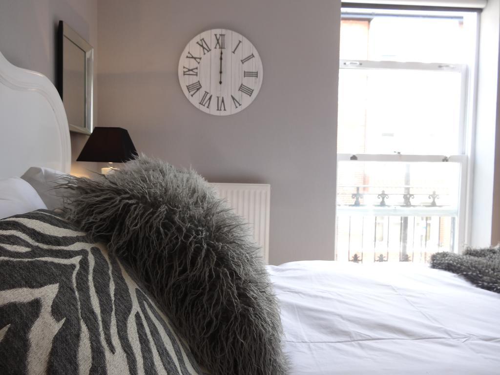 Burlington Beach Apartments Brighton Екстериор снимка