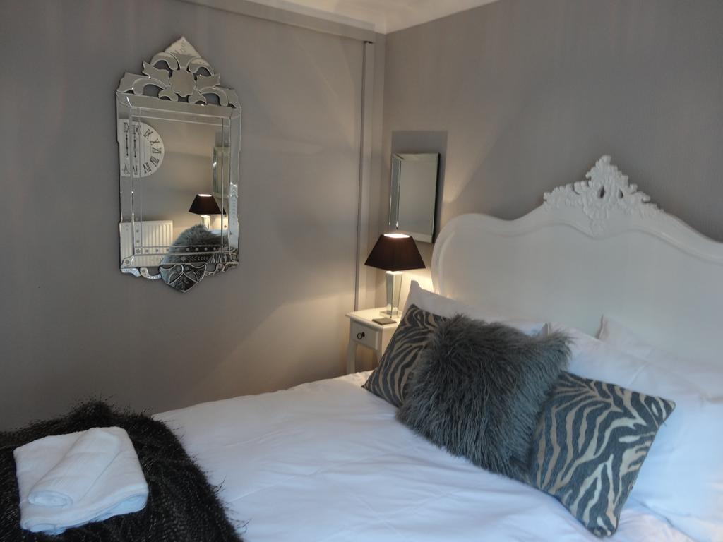 Burlington Beach Apartments Brighton Екстериор снимка
